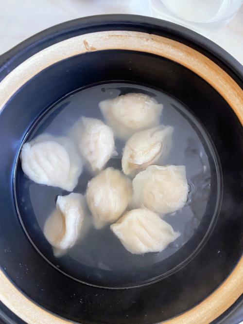 水饺和什么烧汤好吃（周末超美味的红汤水饺来袭）