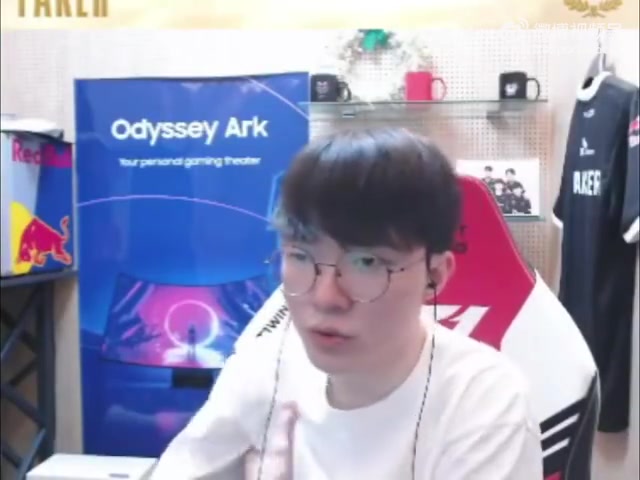 Faker：我不太是适合学习的人，真的去高考了也许不会考得很好