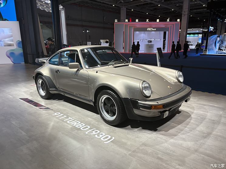 2024进博会：保时捷911 Turbo（930）国内首发